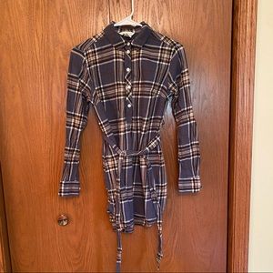 H&M Maternity top. S.